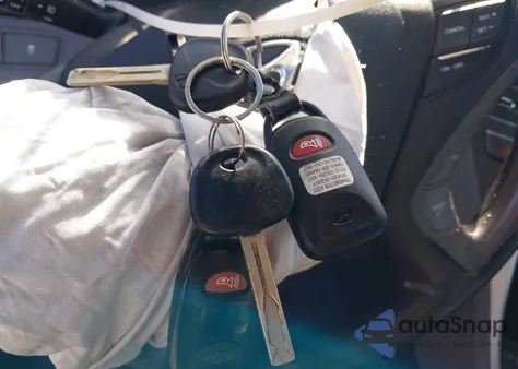 2013 Hyundai Sonata Gls z USA, uszkodzony, nr VIN 5NPEB4AC2DH545223